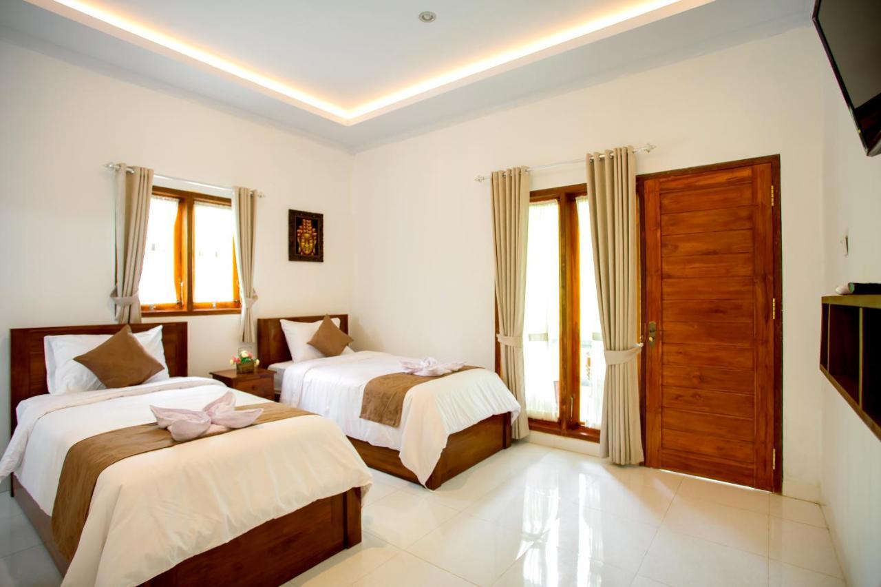 The Puncak Santhi Inn Batununggul Exterior photo