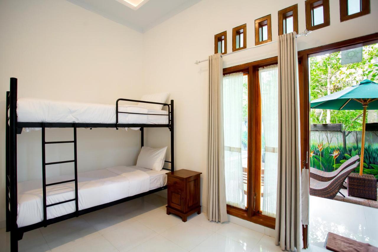 The Puncak Santhi Inn Batununggul Exterior photo